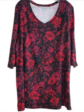 Catherines,  Black with Red Floral Print Tunic. Lovely V-Neck in plus size 0X.